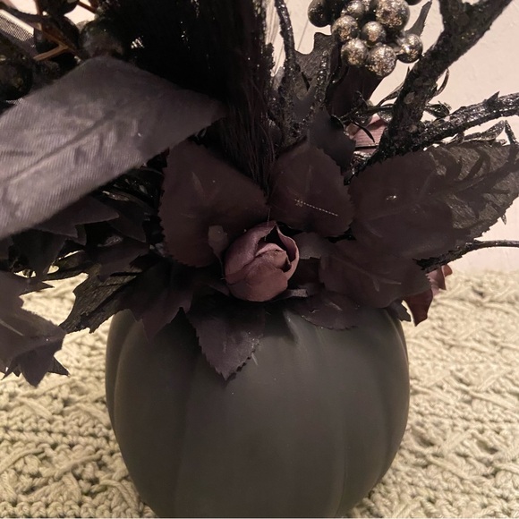 Halloween Spooky Pumpkin Flower Boutique - Picture 4 of 13